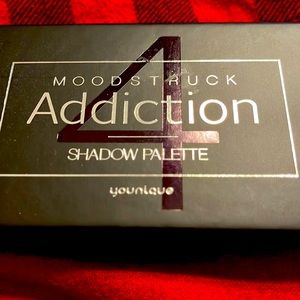 Moonstruck Addiction 4 palette